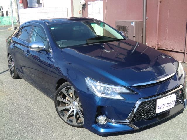 Toyota MARK X 2013 — фото автомобиля 1