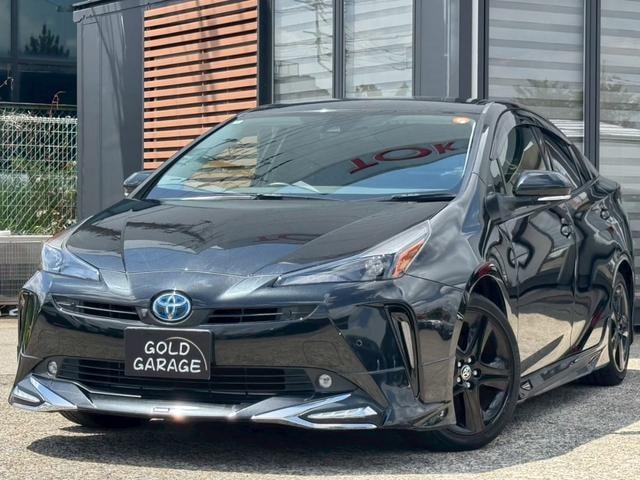 Toyota PRIUS 2022 — фото автомобиля 1