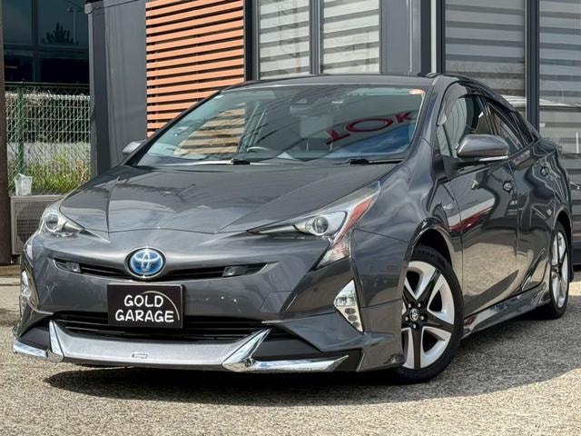 Toyota PRIUS 2016 — фото автомобиля 1