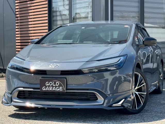 Toyota PRIUS 2023 — фото автомобиля 1