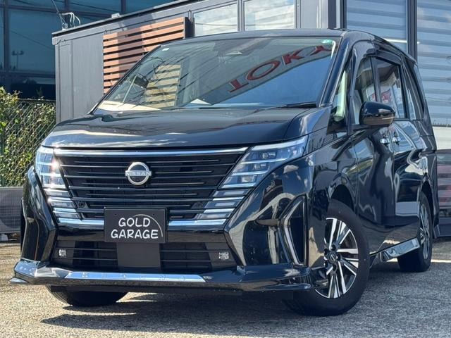 Nissan SERENA 2023 — фото автомобиля