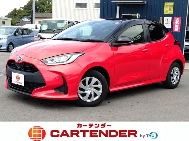 Toyota YARIS 2020 — фото автомобиля 1