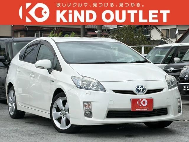 Toyota PRIUS 2011 — фото автомобиля