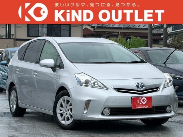 Toyota PRIUS ALPHA 2011 — фото автомобиля 1