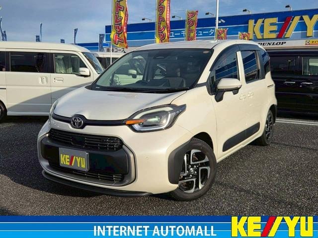 Toyota SIENTA 2022 — фото автомобиля 1