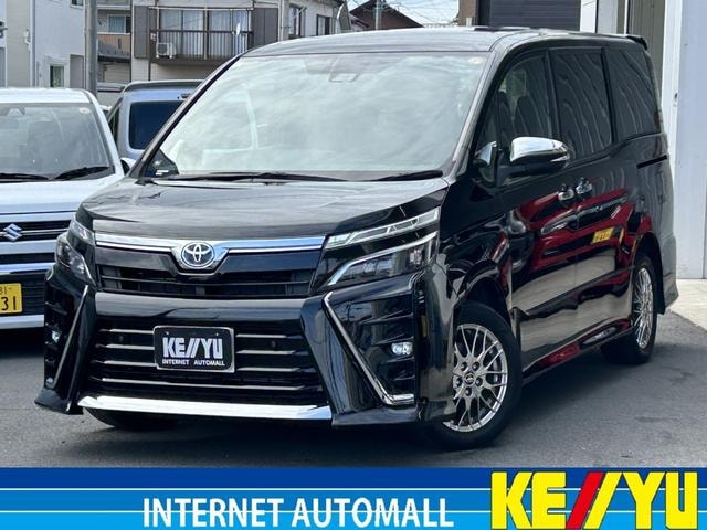 Toyota VOXY 2021 — фото автомобиля 1