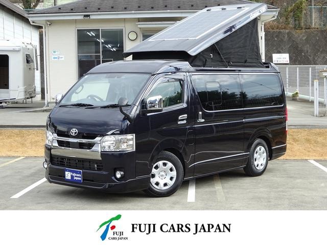 Toyota HIACE VAN 2021 — фото автомобиля 1