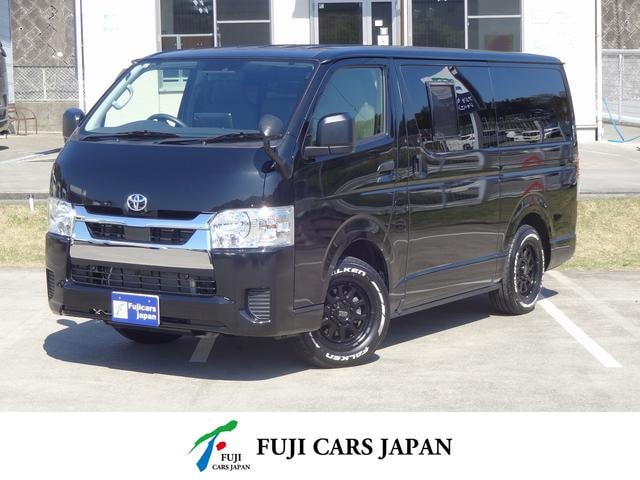 Toyota HIACE VAN 2023 — фото автомобиля 1
