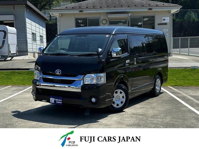 Toyota HIACE WAGON 2022 — фото автомобиля