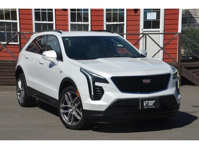 Cadillac XT4 2023 — фото автомобиля