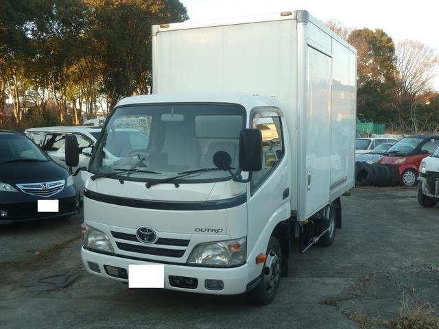 Toyota DYNA TRUCK 2011 — фото автомобиля