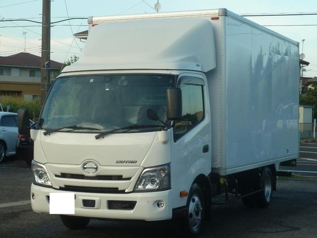 Hino DUTRO 2021 — фото автомобиля 1