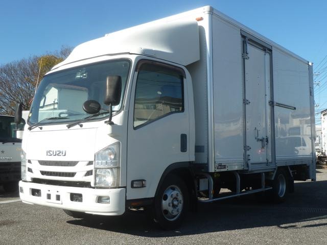 Isuzu ELF TRUCK 2015 — фото автомобиля