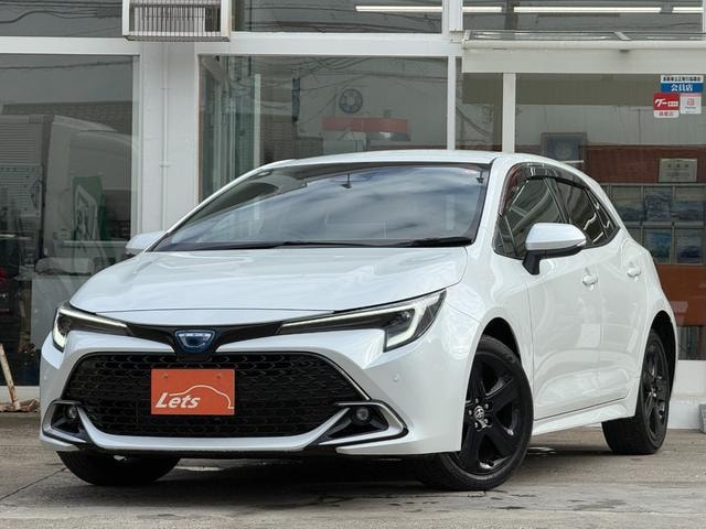 Toyota COROLLASPORT 2025 — фото автомобиля