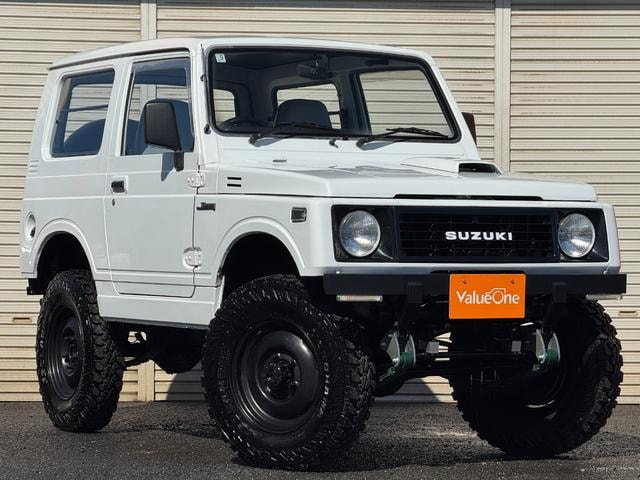 Suzuki JIMNY 1992 — фото автомобиля 1