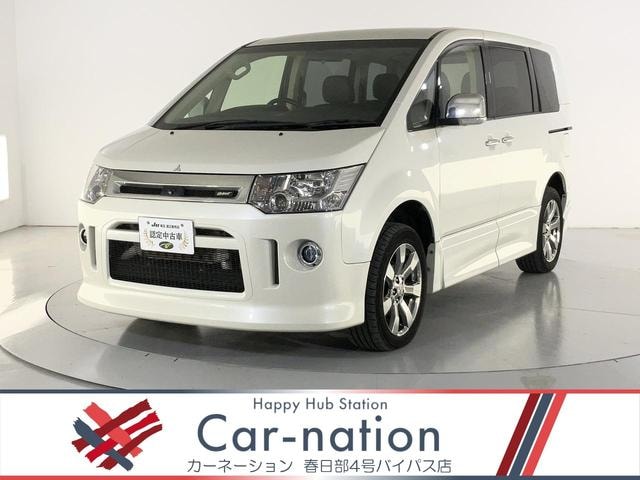 Mitsubishi DELICA D:5 2017 — фото автомобиля