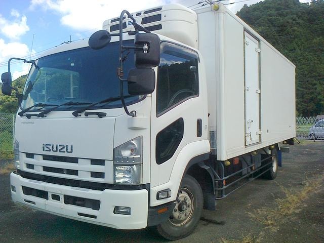 Isuzu FORWARD 2008 — фото автомобиля 1