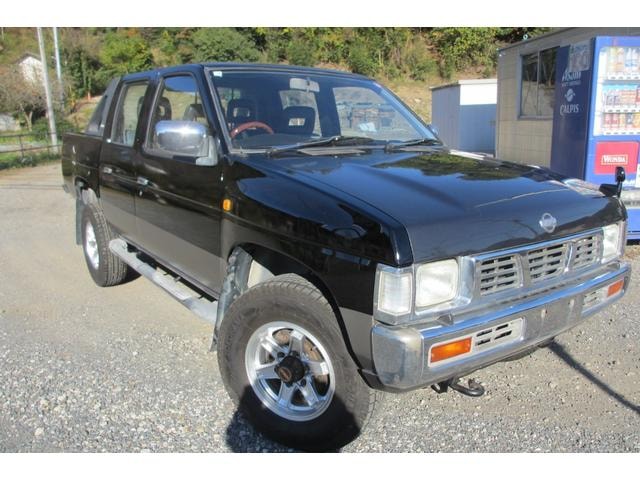 Nissan DATSUN PICK UP 1995 — фото автомобиля 1