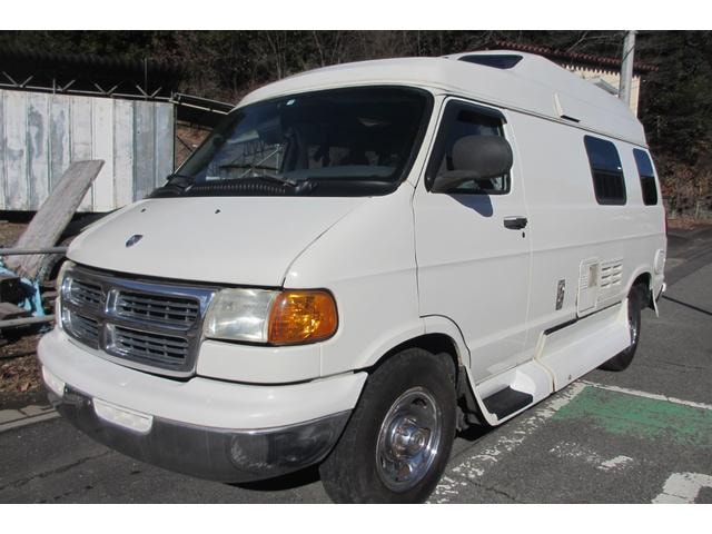 Dodge VAN 2000 — фото автомобиля 1