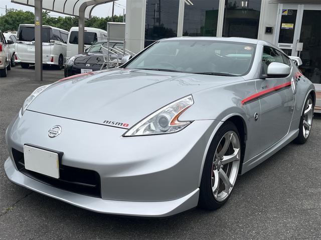 Nissan FAIRLADY Z 2012 — фото автомобиля