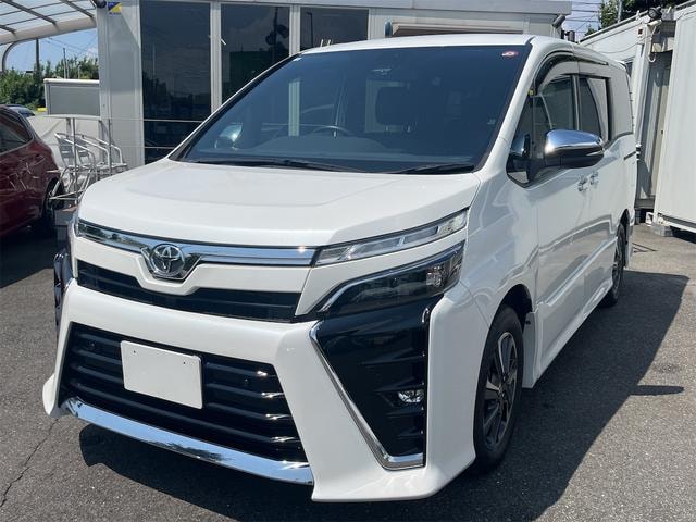 Toyota VOXY 2020 — фото автомобиля 1