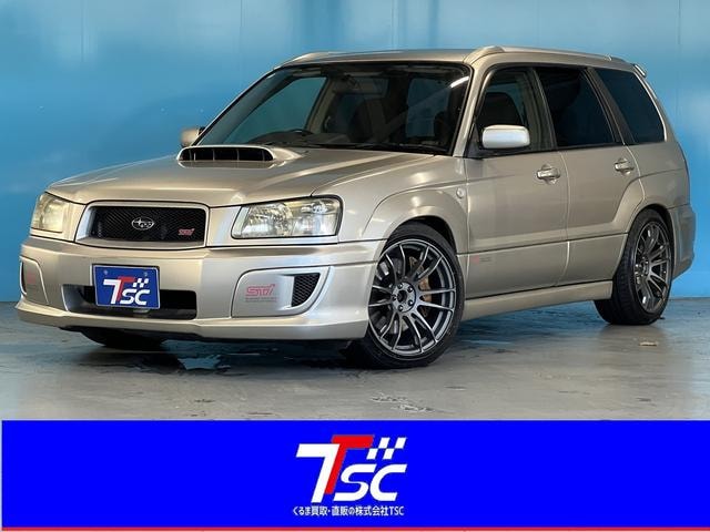 Subaru FORESTER 2004 — фото автомобиля 1
