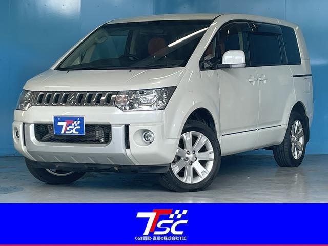 Mitsubishi DELICA D:5 2016 — фото автомобиля