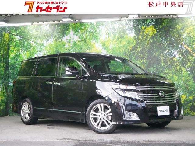 Nissan ELGRAND 2013 — фото автомобиля 1