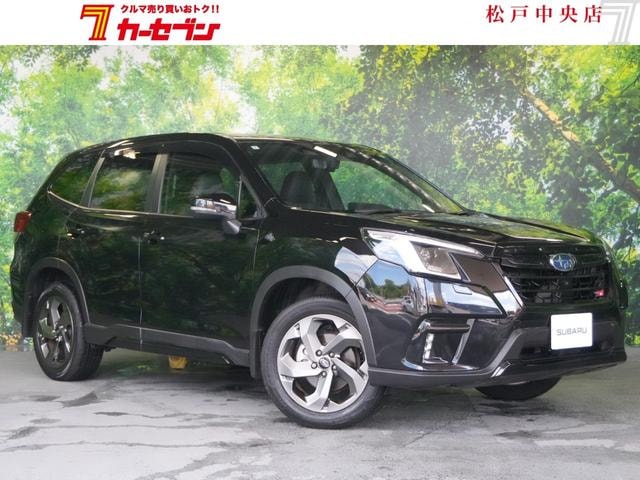 Subaru FORESTER 2024 — фото автомобиля 1