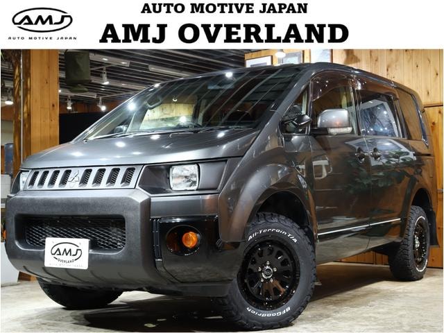 Mitsubishi DELICA D:5 2013 — фото автомобиля 1