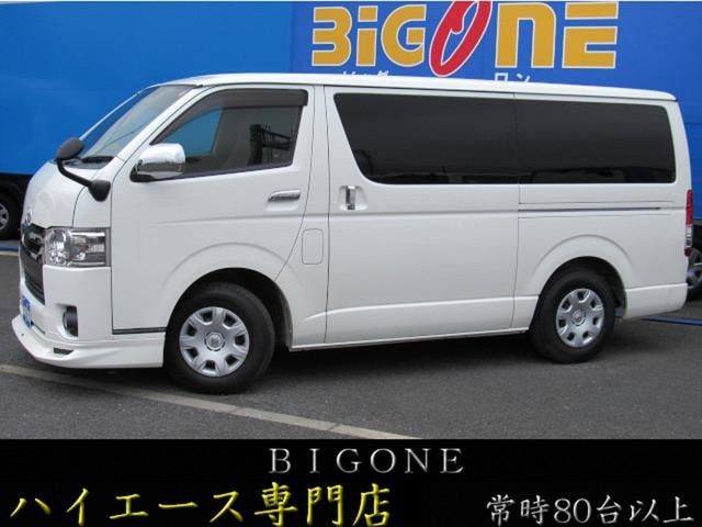 Toyota HIACE VAN 2018 — фото автомобиля 1