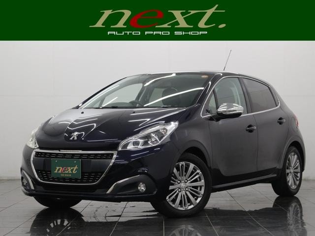 Peugeot 208 2018 — фото автомобиля
