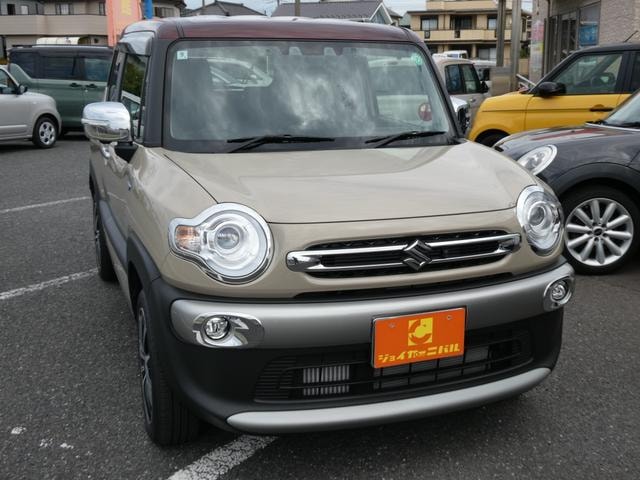 Suzuki XBEE 2024 — фото автомобиля 1
