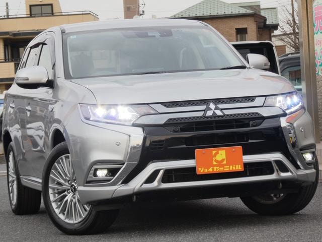 Mitsubishi OUTLANDER PHEV 2018 — фото автомобиля 1