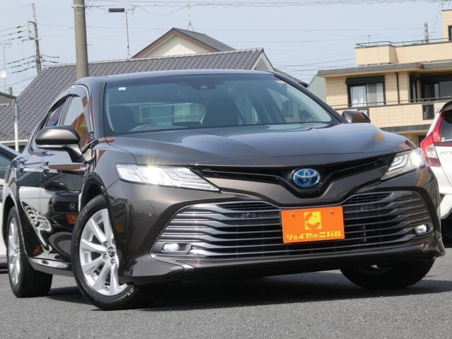 Toyota CAMRY 2019 — фото автомобиля