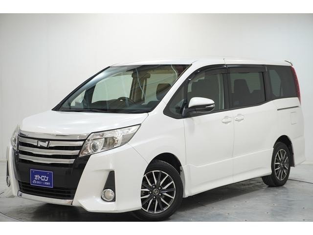 Toyota NOAH 2014 — фото автомобиля 1