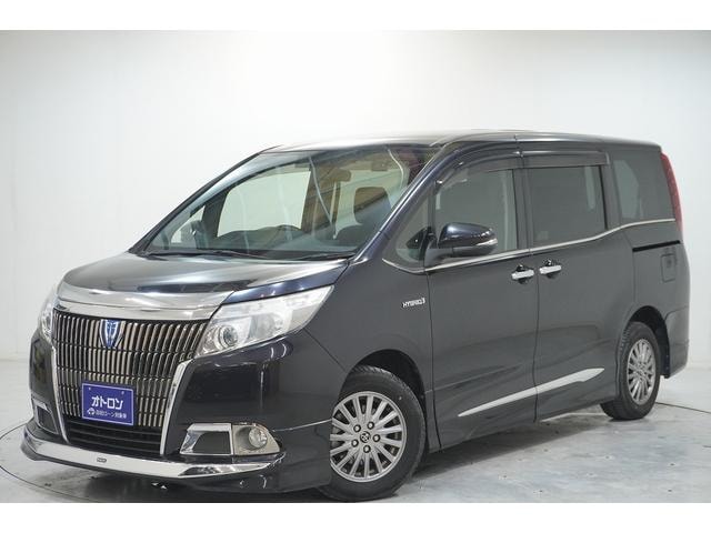 Toyota ESQUIRE 2015 — фото автомобиля 1