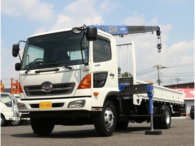 Hino RANGER 2016 — фото автомобиля 1