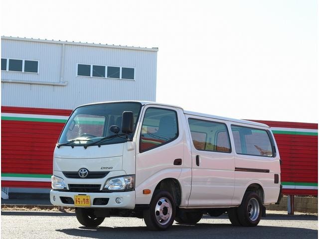 Toyota DYNA ROUTE VAN 2017 — фото автомобиля