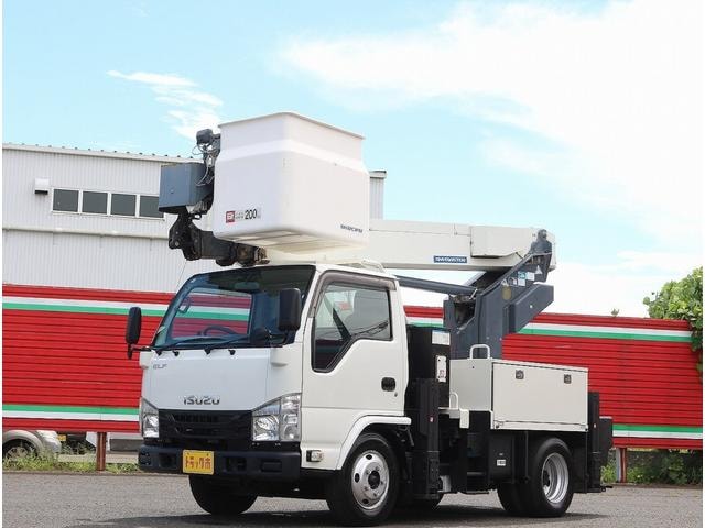 Isuzu ELF TRUCK 2021 — фото автомобиля