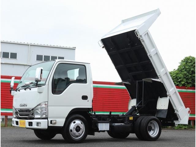 Isuzu ELF TRUCK 2014 — фото автомобиля 1