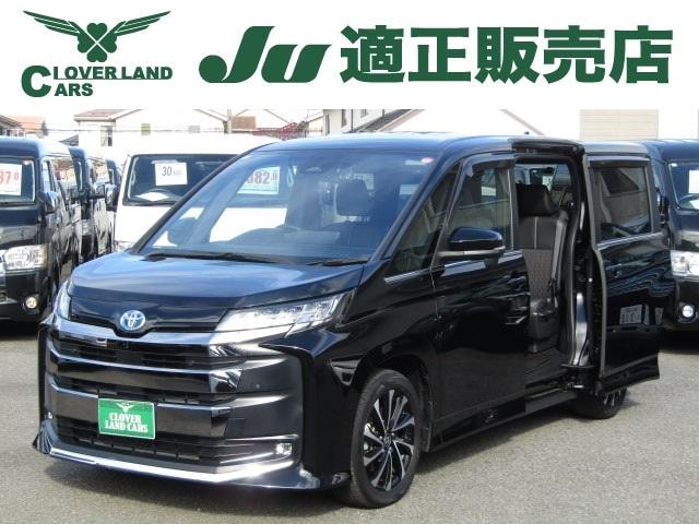 Toyota NOAH 2024 — фото автомобиля 1