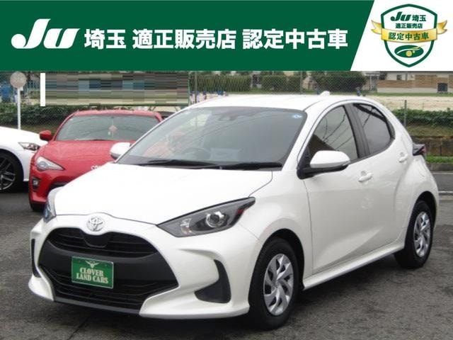 Toyota YARIS 2022 — фото автомобиля