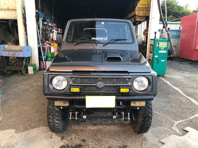 Suzuki JIMNY 1992 — фото автомобиля 1