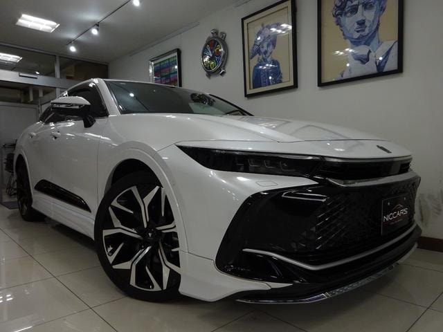 Toyota CROWN CROSSOVER 2023 — фото автомобиля