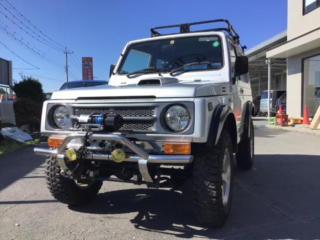Suzuki JIMNY 1995 — фото автомобиля
