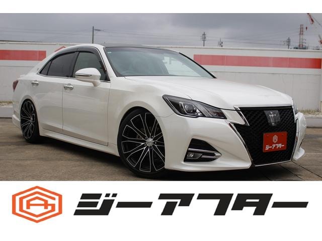 Toyota CROWN 2016 — фото автомобиля 1
