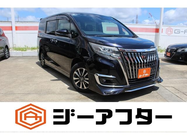 Toyota ESQUIRE 2018 — фото автомобиля 1