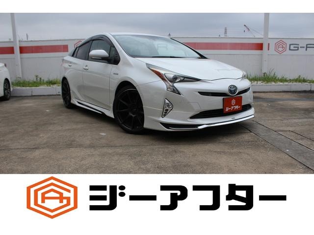 Toyota PRIUS 2017 — фото автомобиля 1