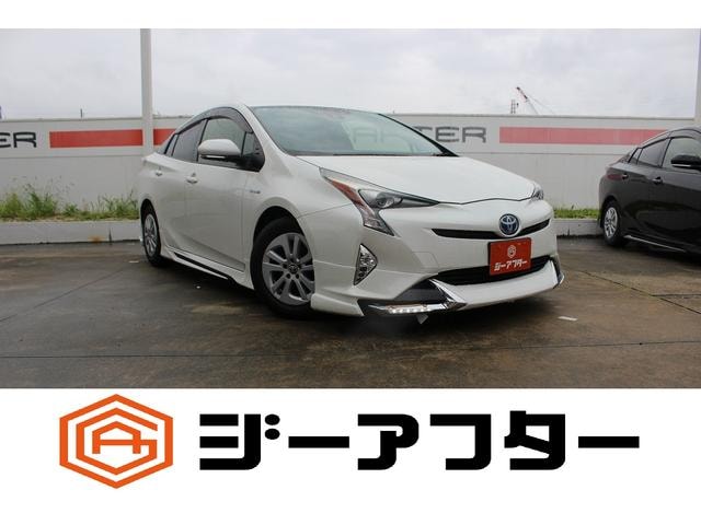 Toyota PRIUS 2016 — фото автомобиля 1